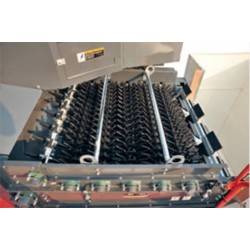 KUBOTA PRO1408Y-4 4 Sıralı Mısır Kocanı Hasat Makinesi